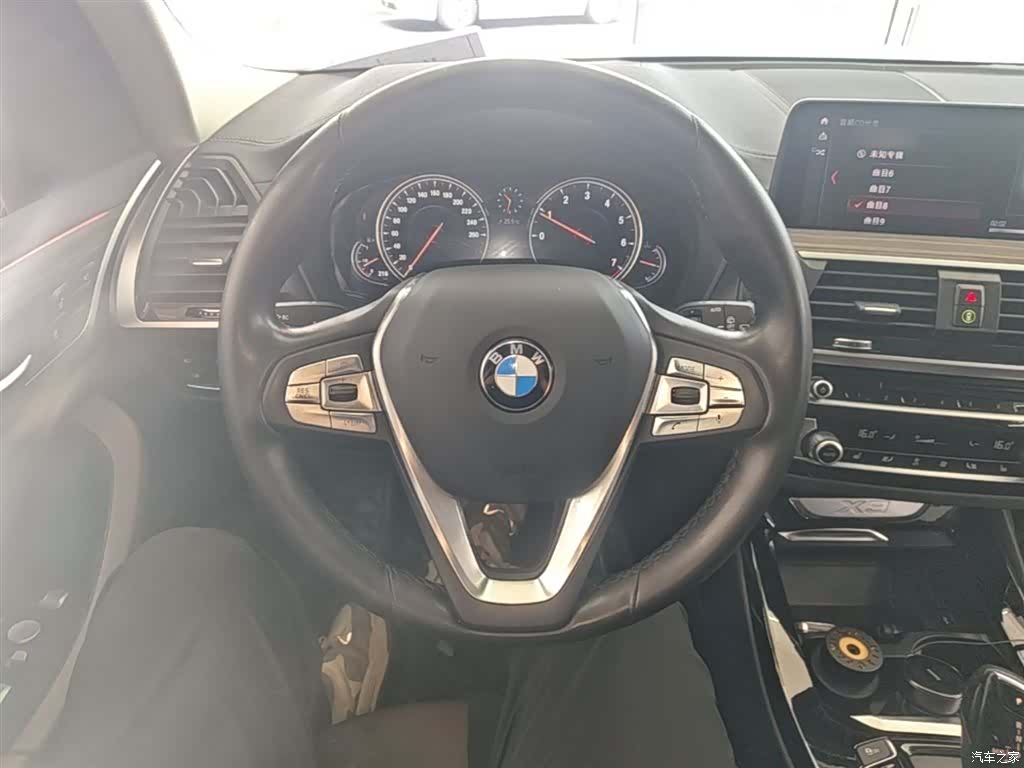BMW X3, 2019 11