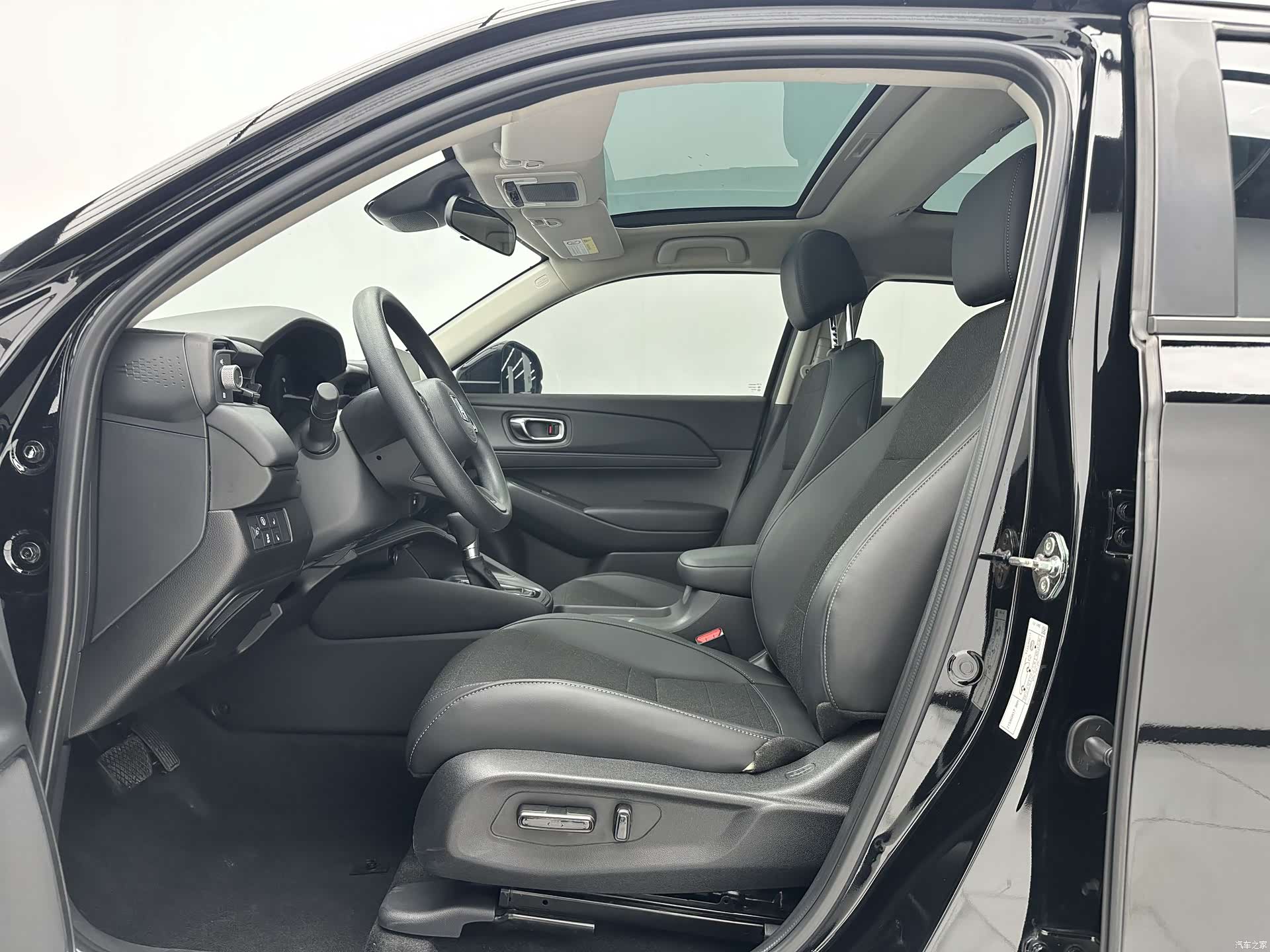 Honda Vezel, 2023 все фото