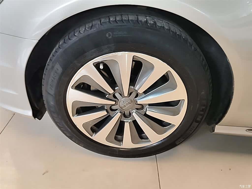 Audi A6L, 2016 23