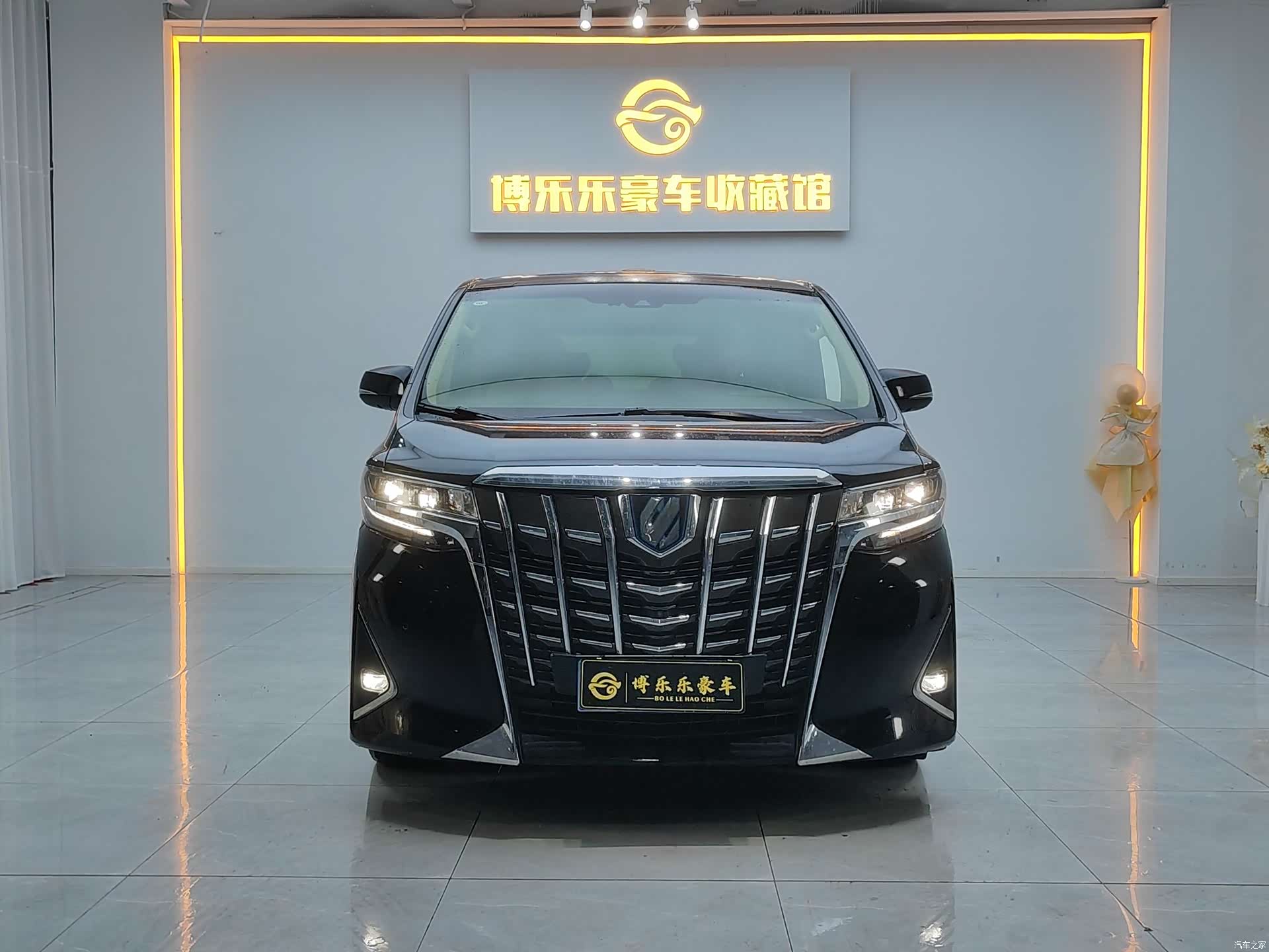 Toyota Alphard, 2022 2