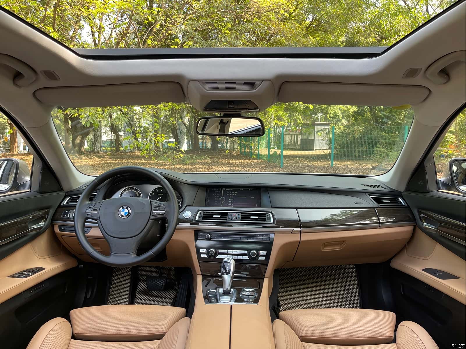 BMW 7 Series, 2011 9