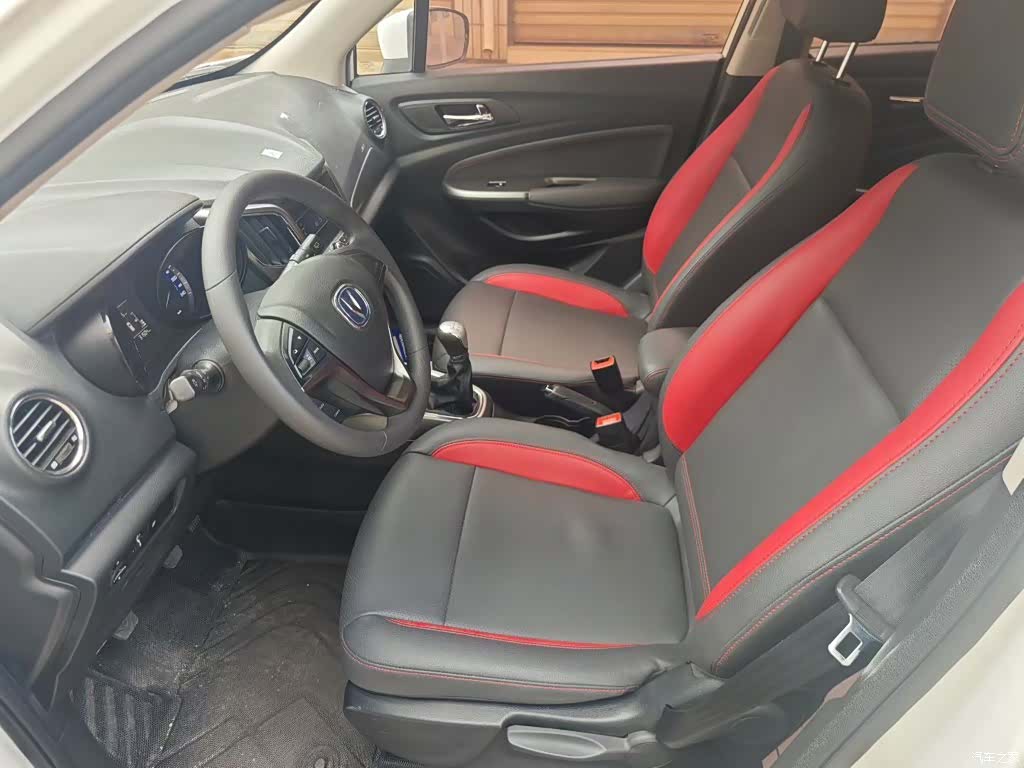 Changan CS15, 2017 10