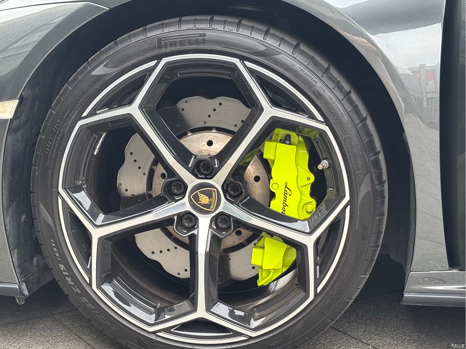 Lamborghini Huracán, 2021 12