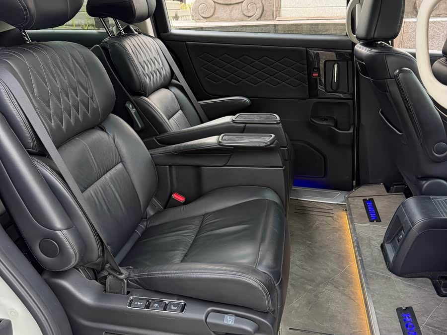 Honda Elysion 2020, фото 12