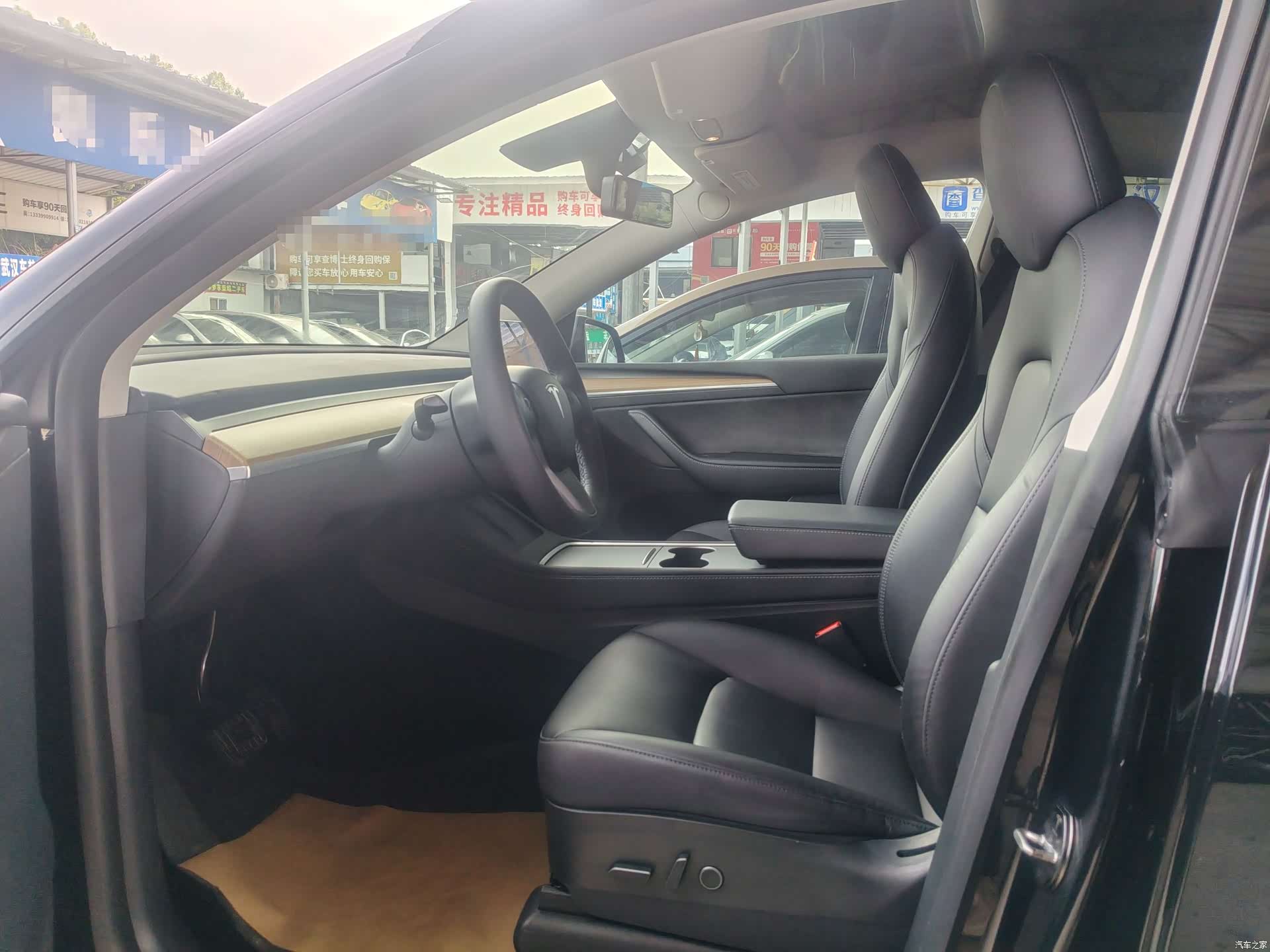 Tesla Model Y, 2021 4