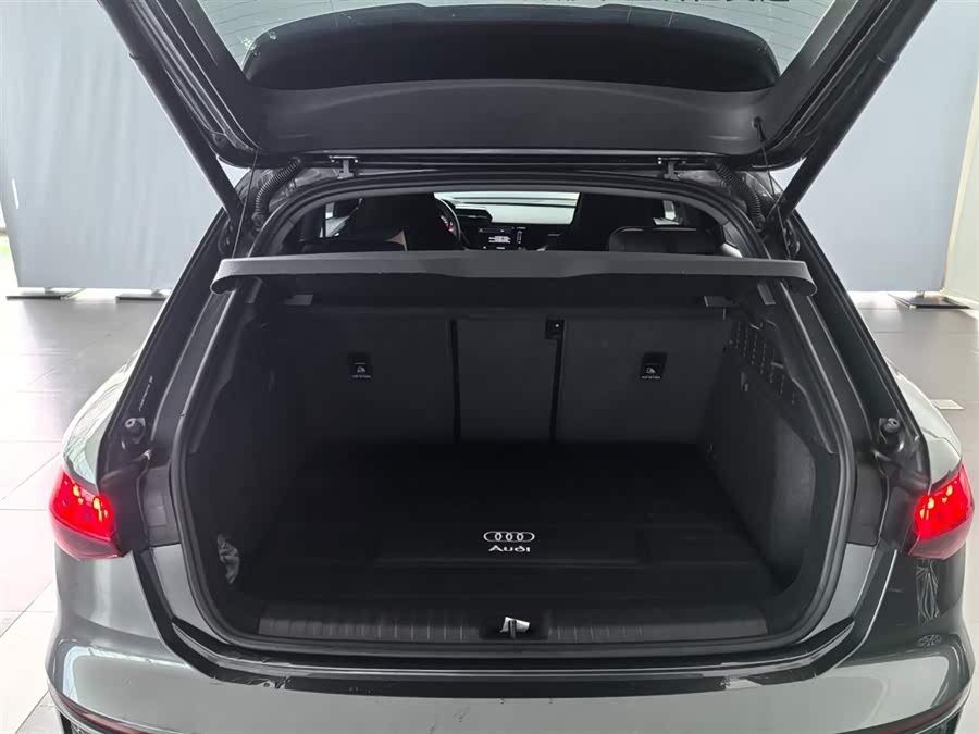 Audi A3 2024, фото 10