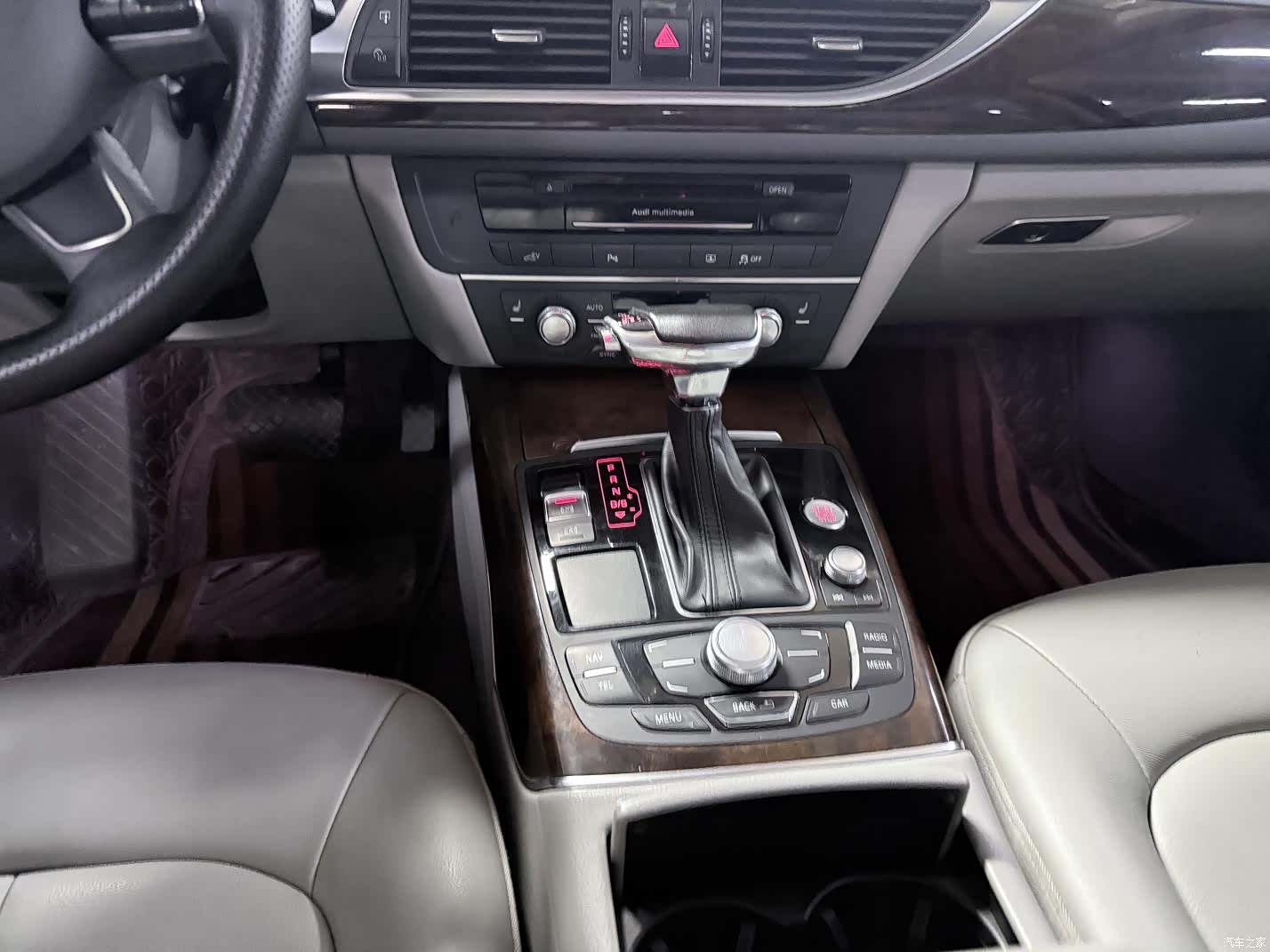 Audi A6, 2014 17