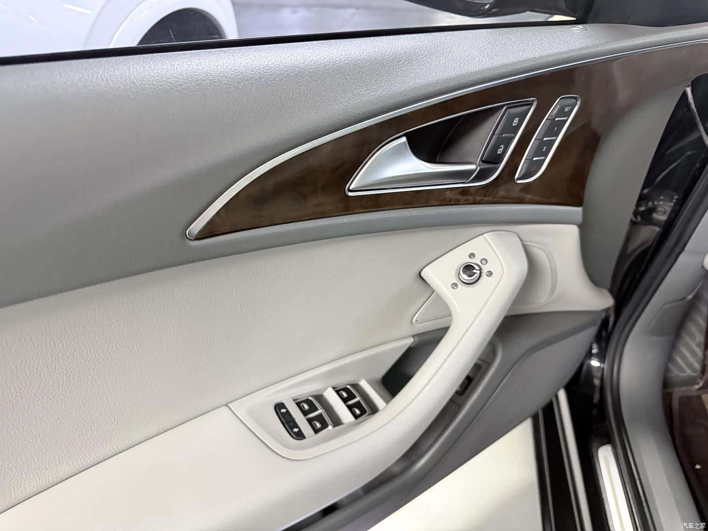 Audi A6, 2014 10
