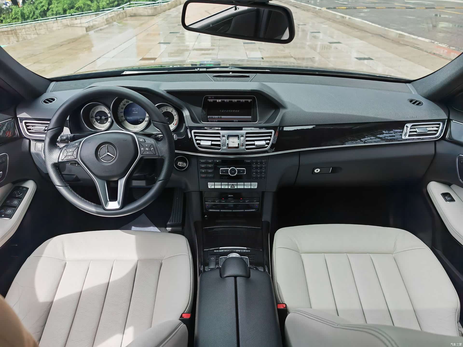 Mercedes-Benz E-Class, 2014 9