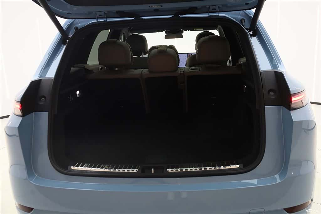 Li Auto L7, 2025 13