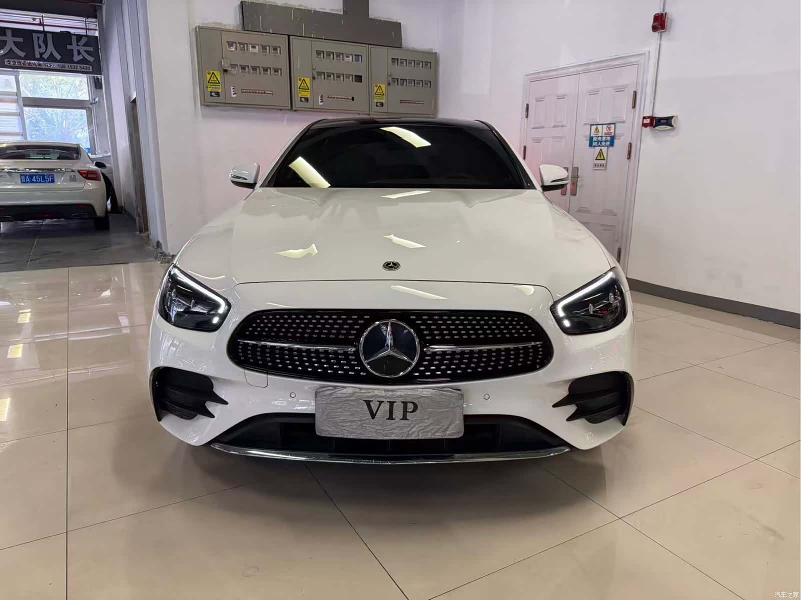 Mercedes-Benz E-Class, 2021 1