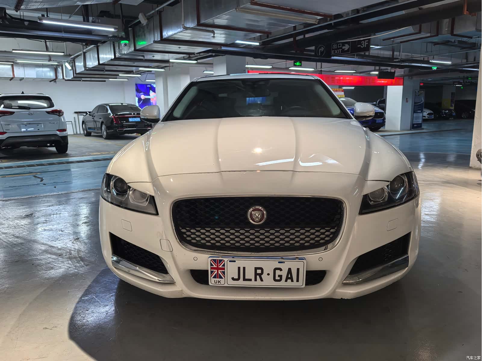 Jaguar XF, 2016 2