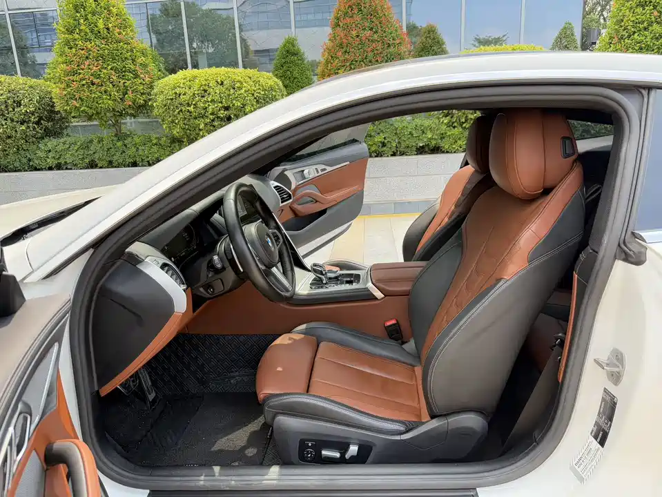 BMW 8 series