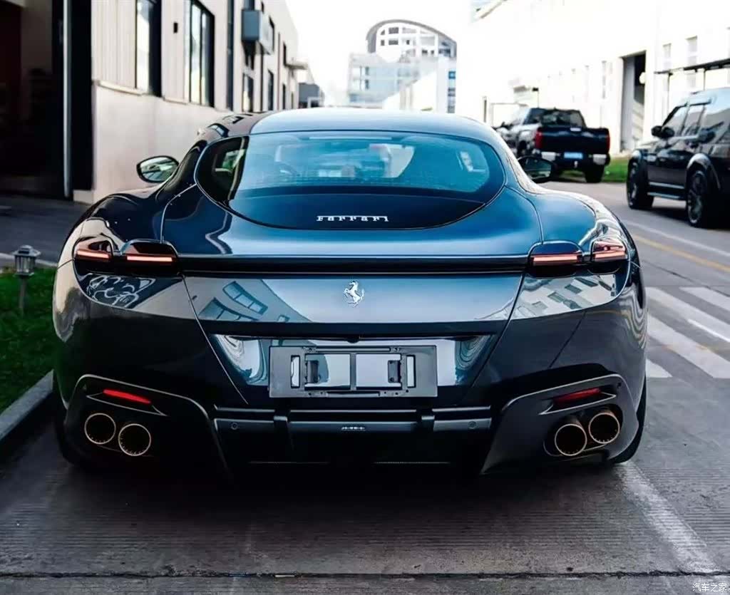 Ferrari Roma, 2020 10