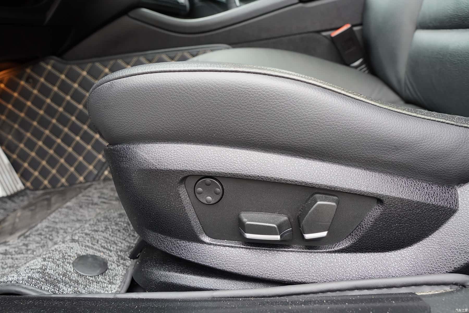 BMW 5 Series, 2013 22