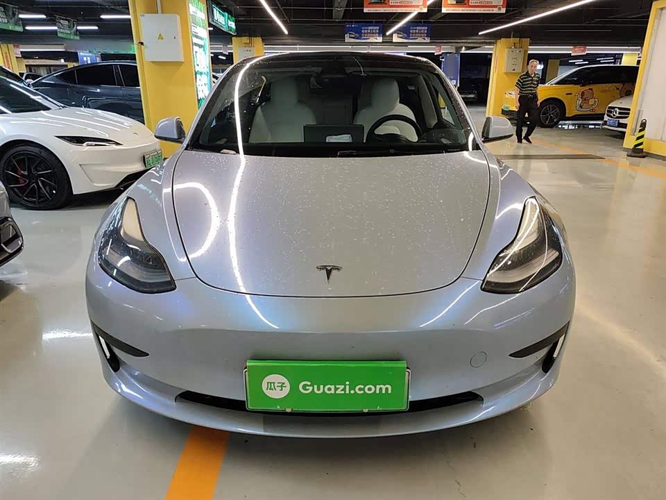 Tesla Model 3 Tesla Model 3