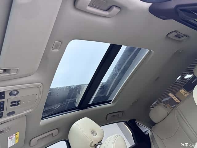 Cadillac XTS, 2017 8