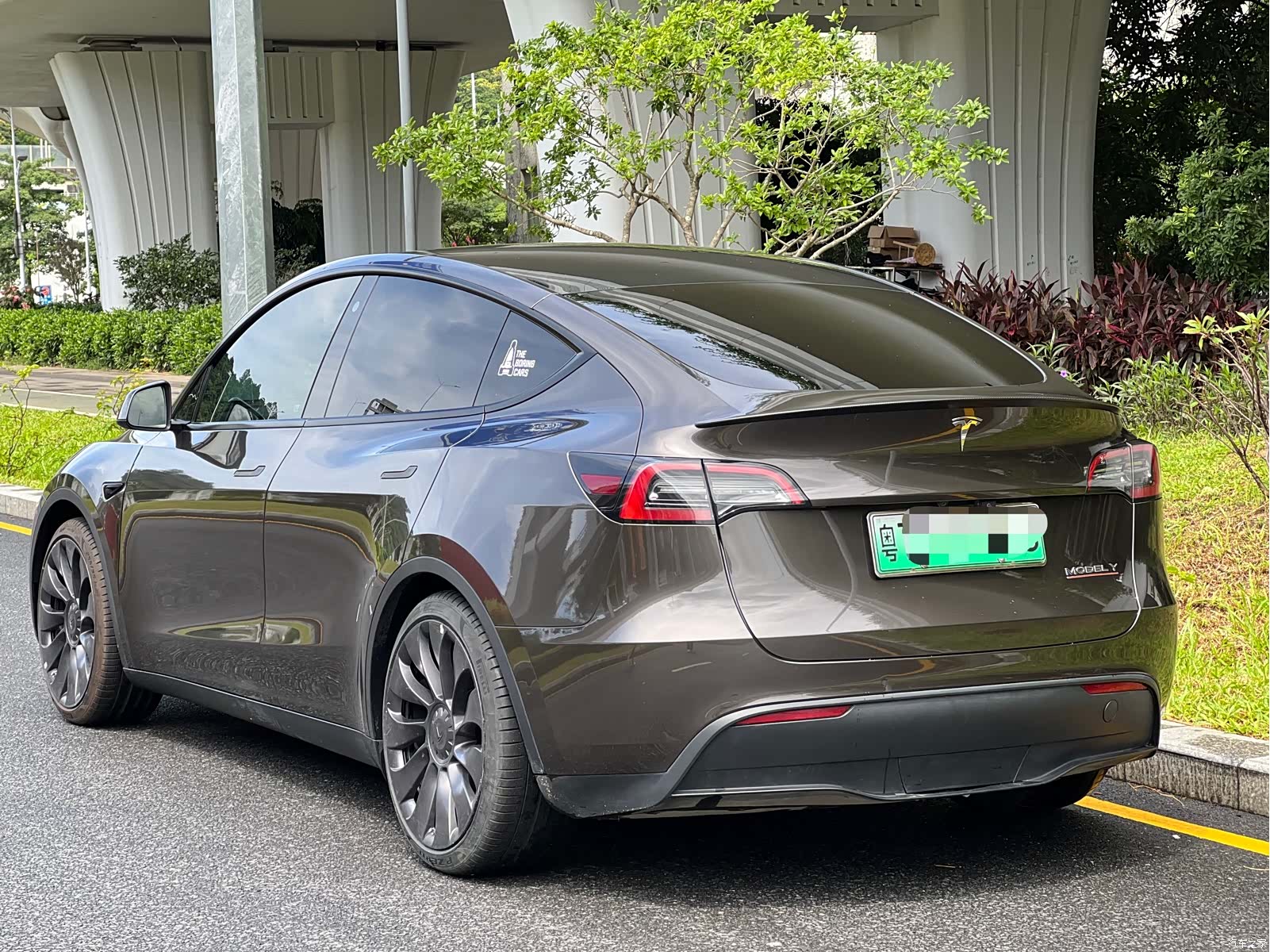 Tesla Model Y, 2022 6