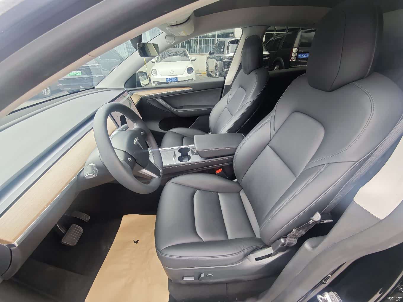 Tesla Model Y, 2021 21