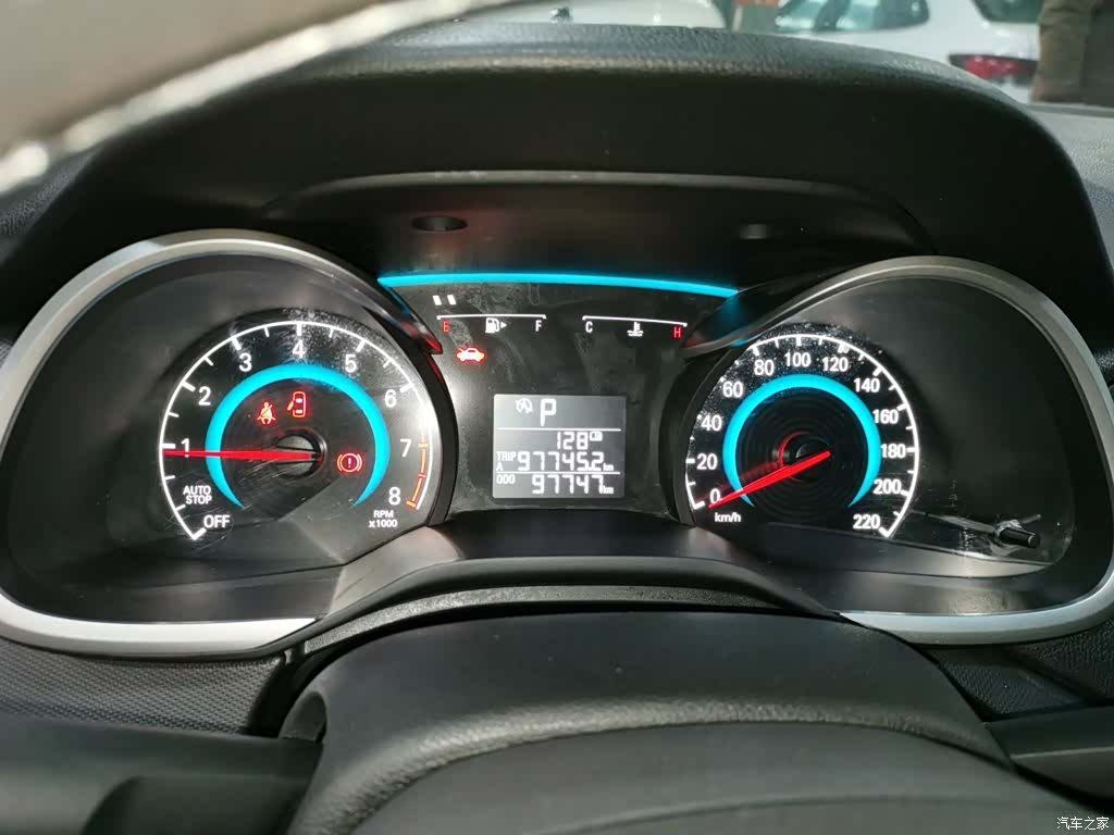 Chevrolet 320, 2018 8
