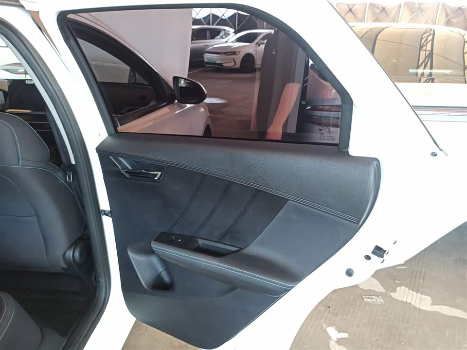 BYD e2 BYD e2