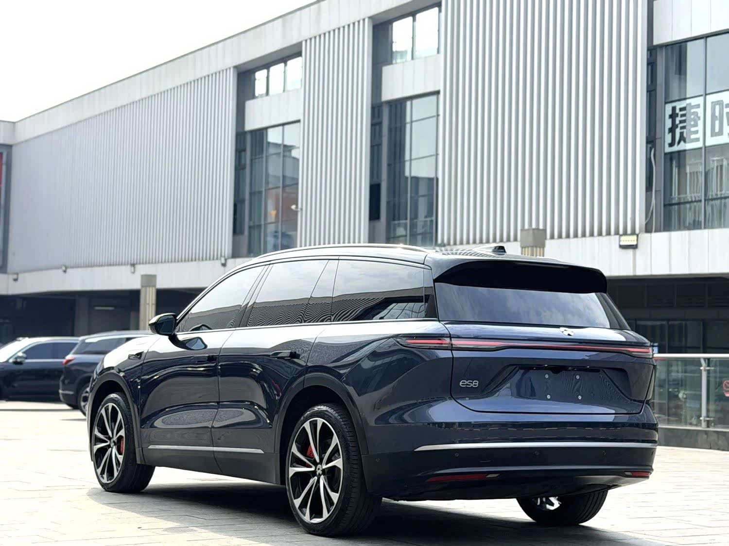 NIO ES8, 2023 9
