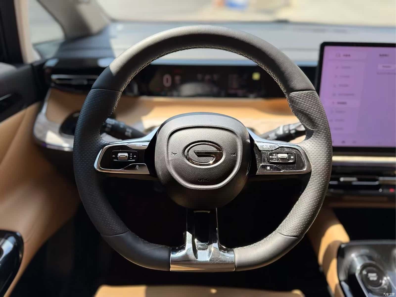 Trumpchi E8, 2024 10