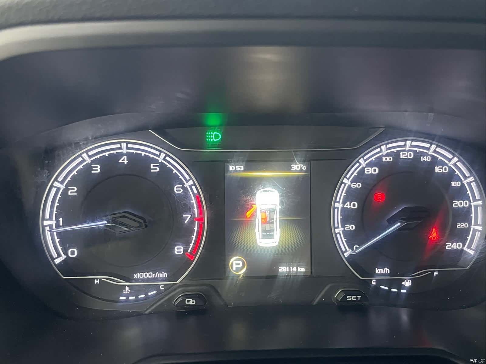 Geely X6, 2022 23
