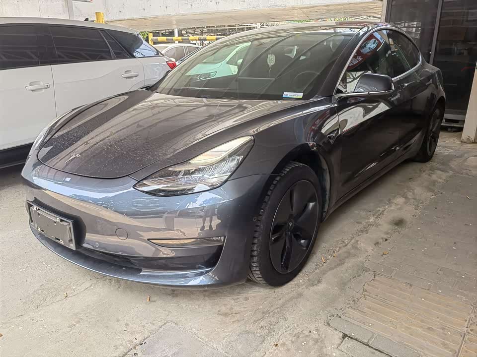 Tesla Model 3 Tesla Model 3
