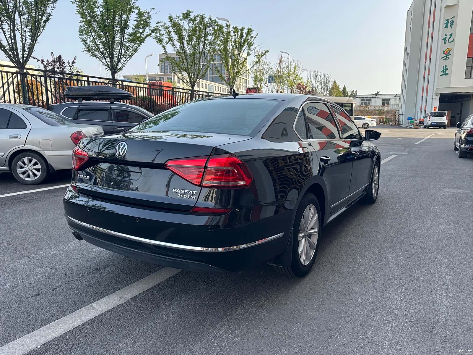 Volkswagen Passat, 2019 4