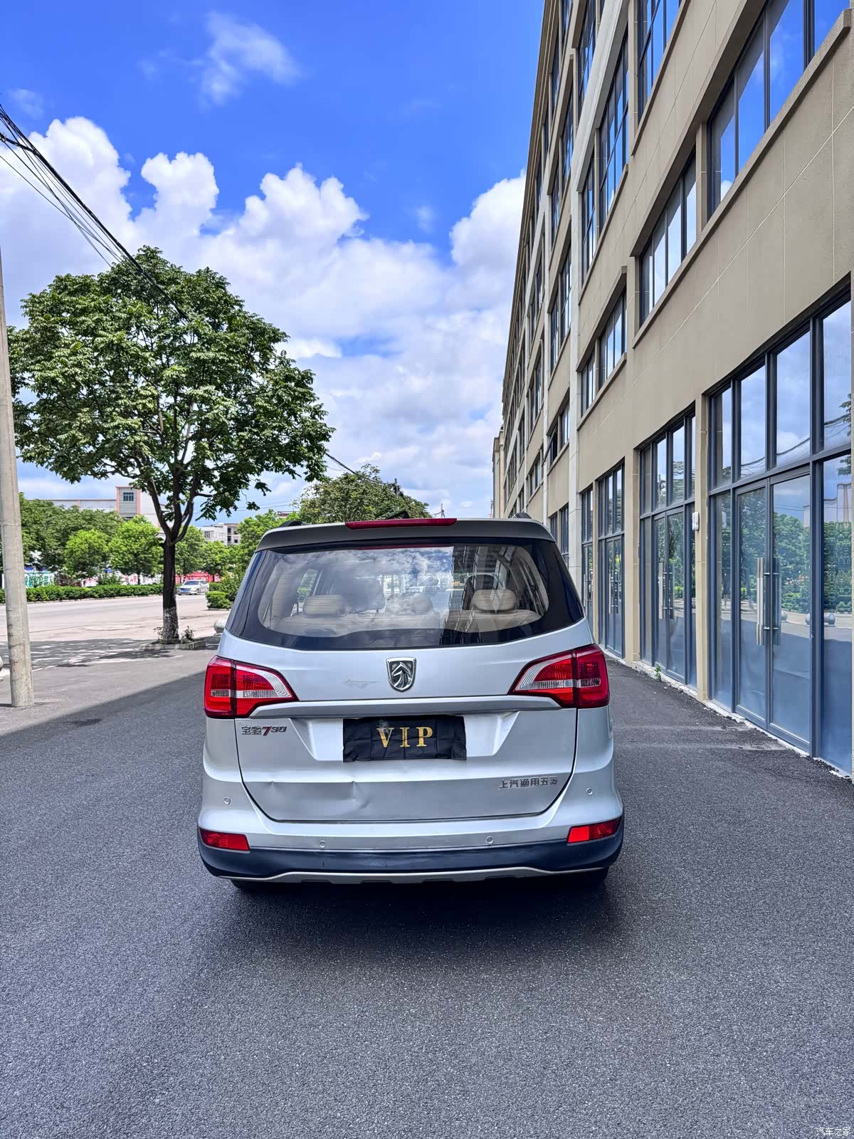 Wuling 730, 2016 все фото