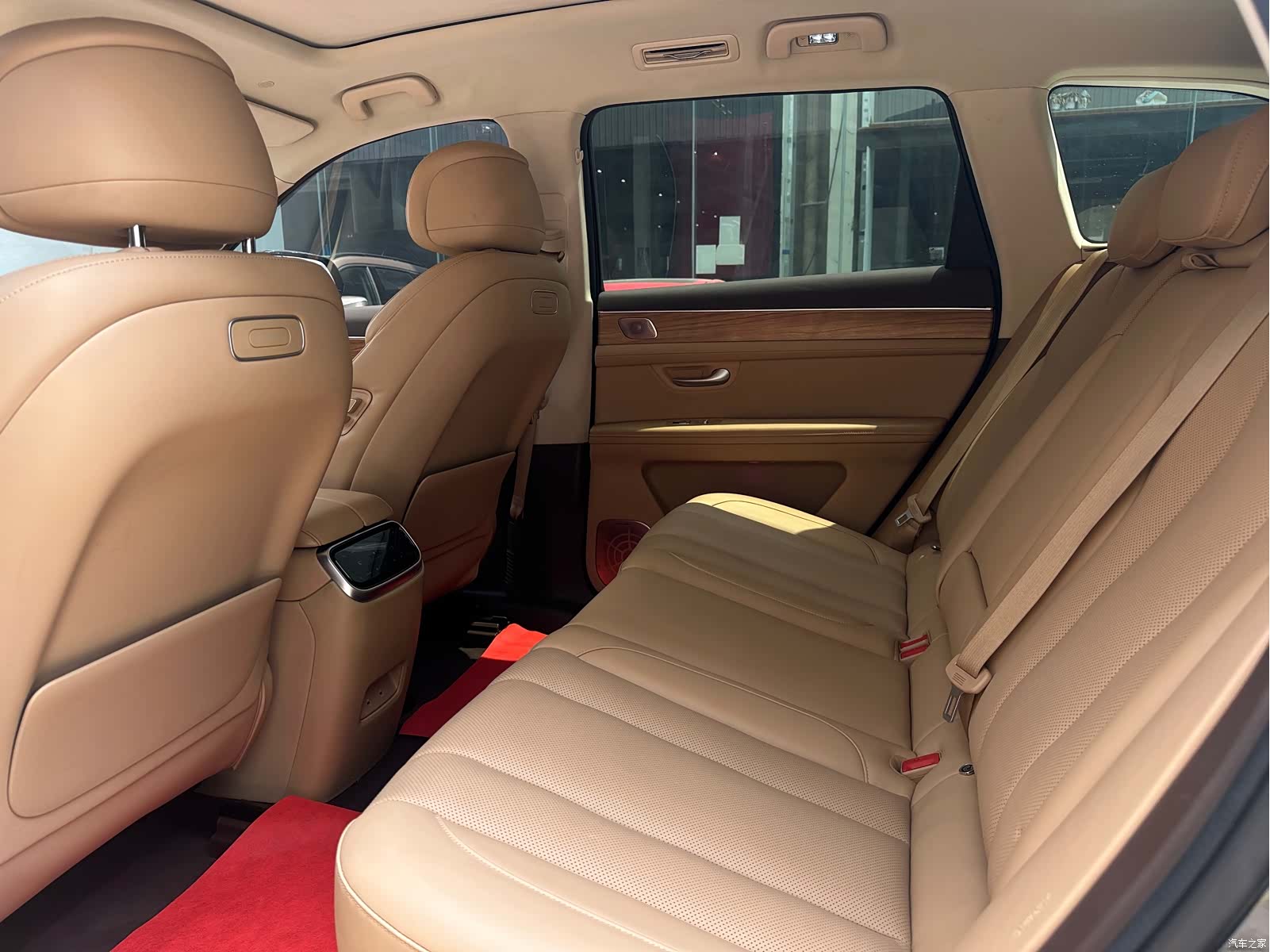 AITO M7, 2024 6