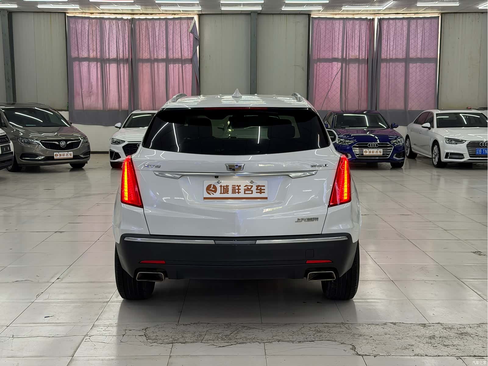 Cadillac XT5, 2017 9