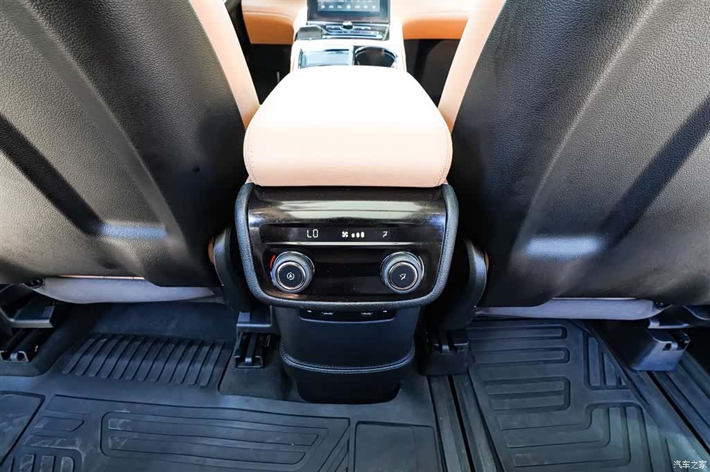 NIO ES8, 2018 17