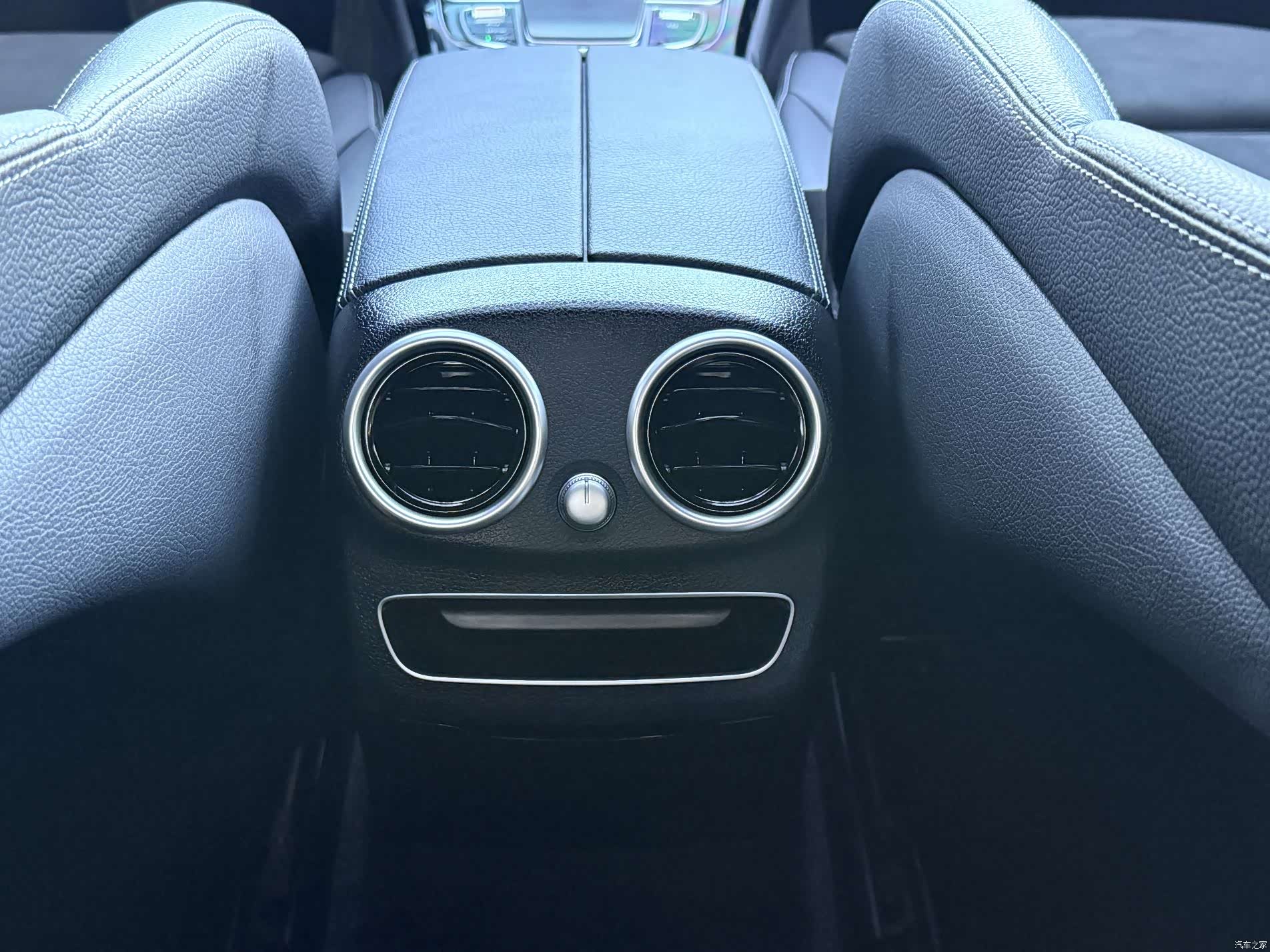 Mercedes-Benz C-Class, 2019 18