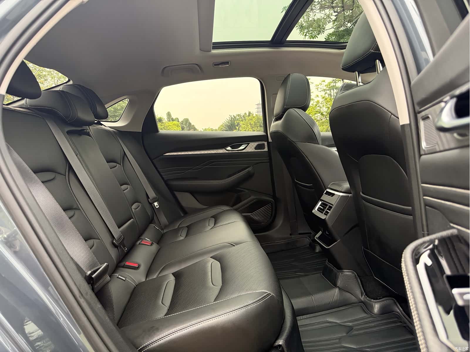 Geely Preface, 2023 8