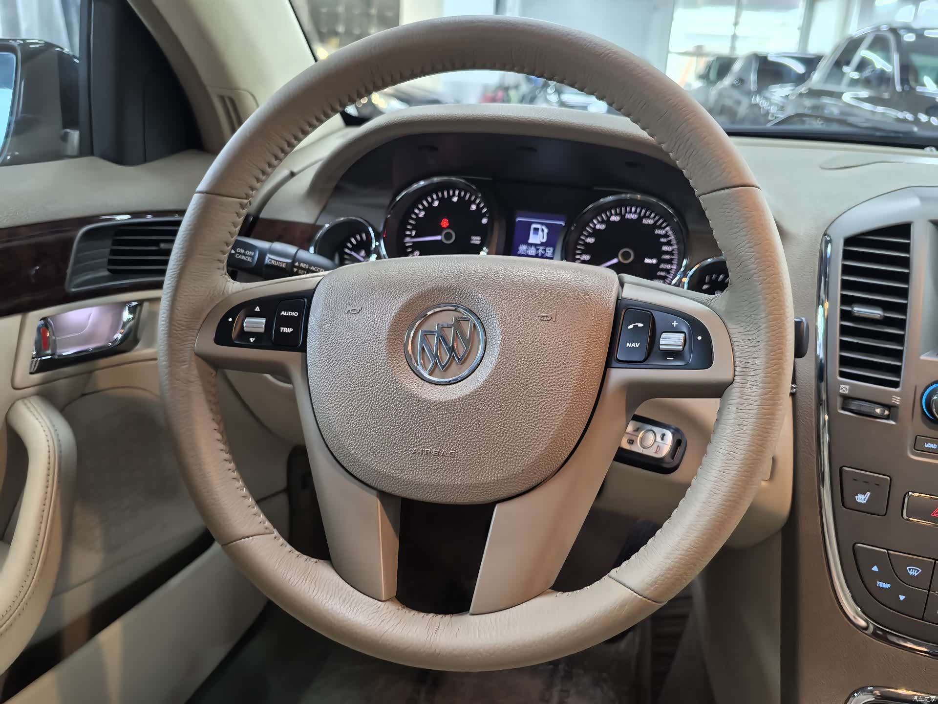 Buick 2.8, 2008 14