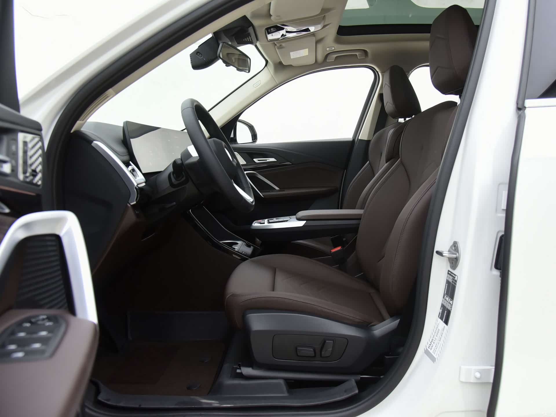 BMW X1, 2024 8
