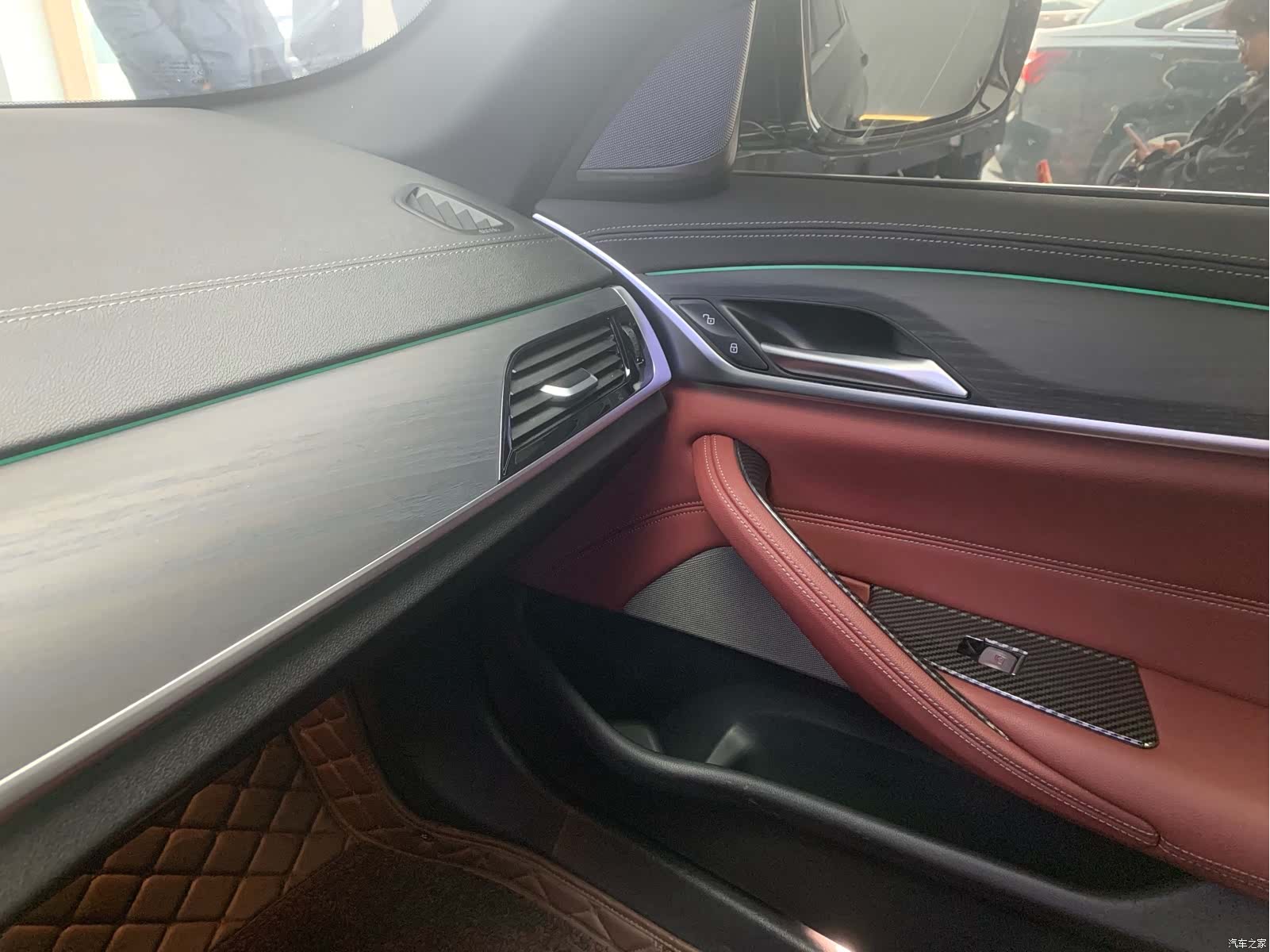 BMW 5 Series, 2022 все фото