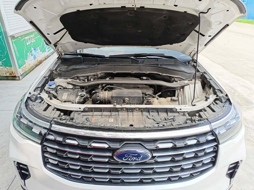 Ford Explorer, 2023 20