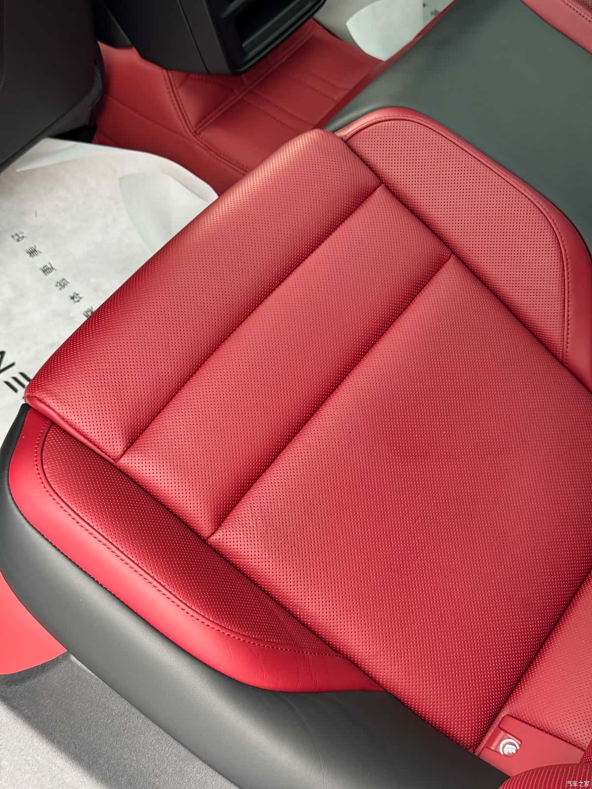 Porsche Taycan, 2023 14