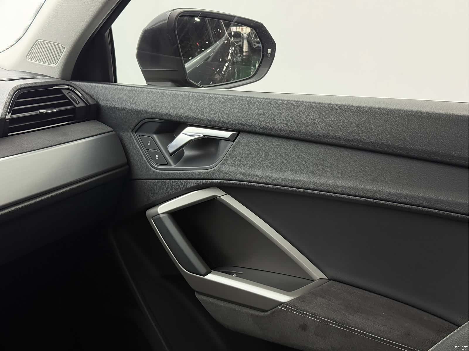 Audi Q3, 2022 9