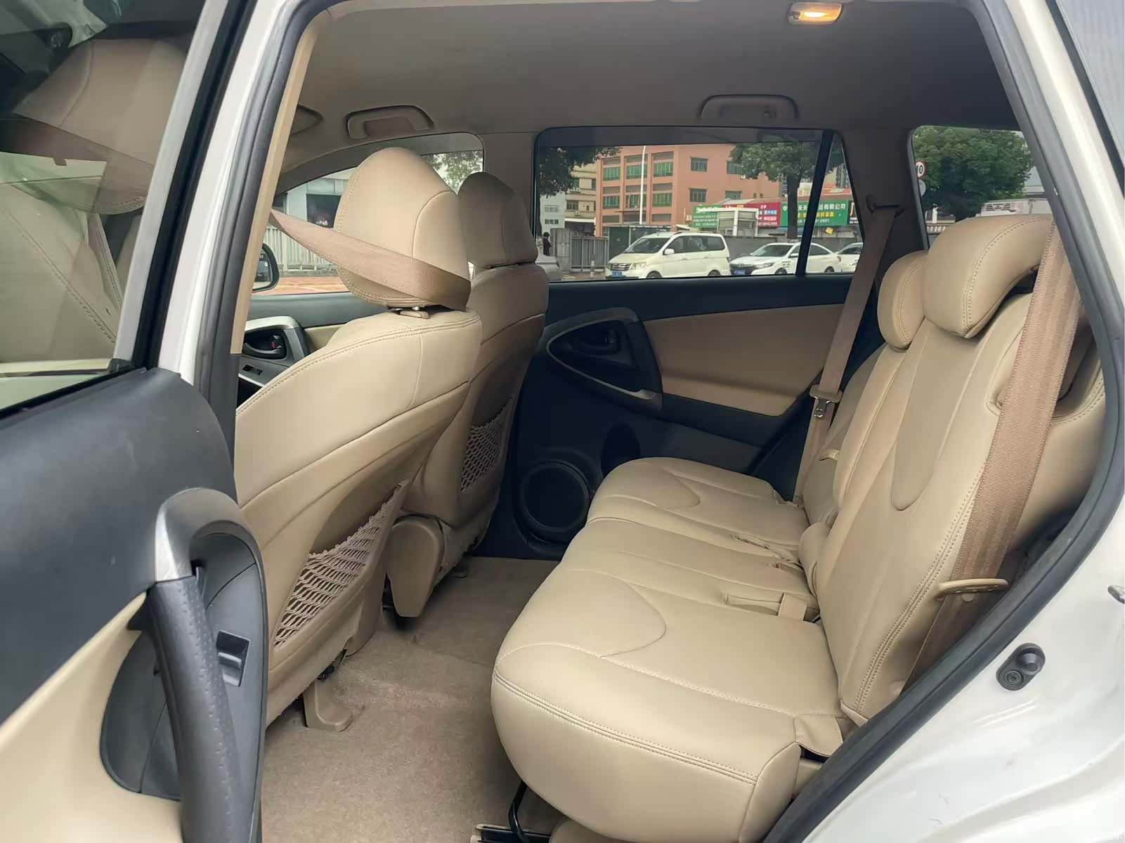 Toyota RAV4, 2013 все фото