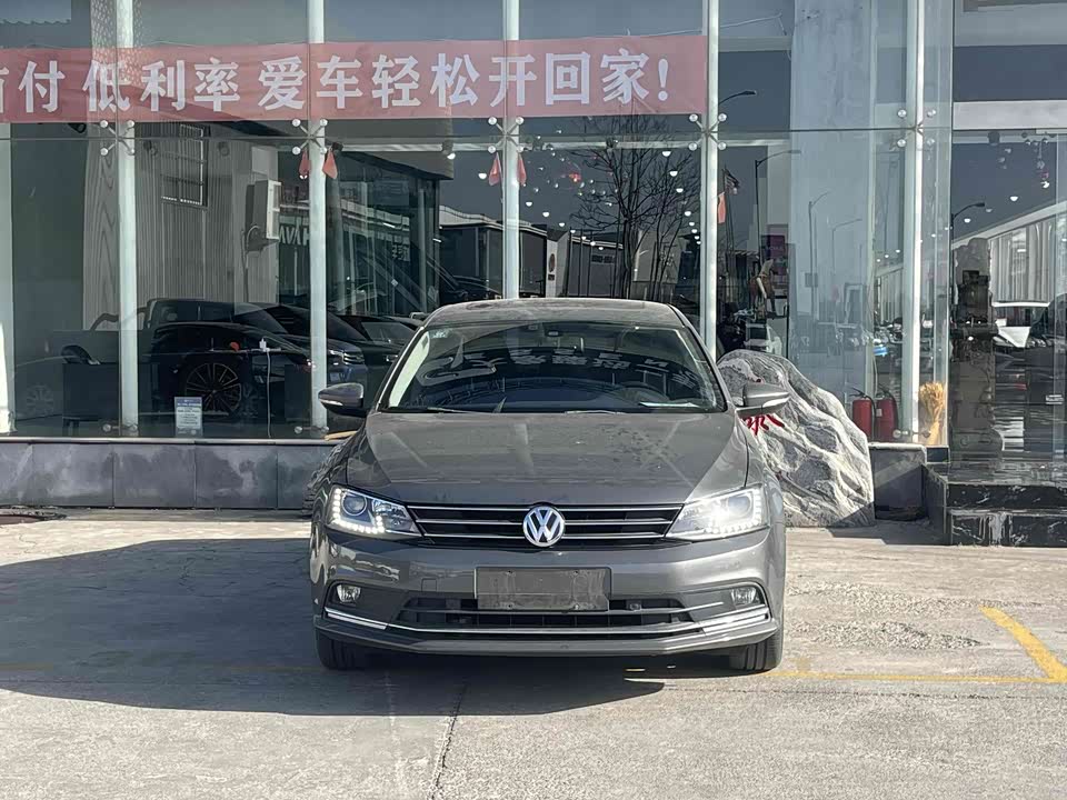 Volkswagen Sagitar