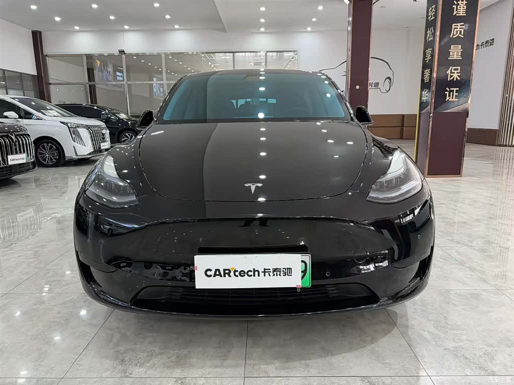 Tesla Model Y, 2023 3