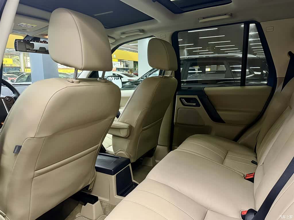 Land Rover Si4, 2013 11