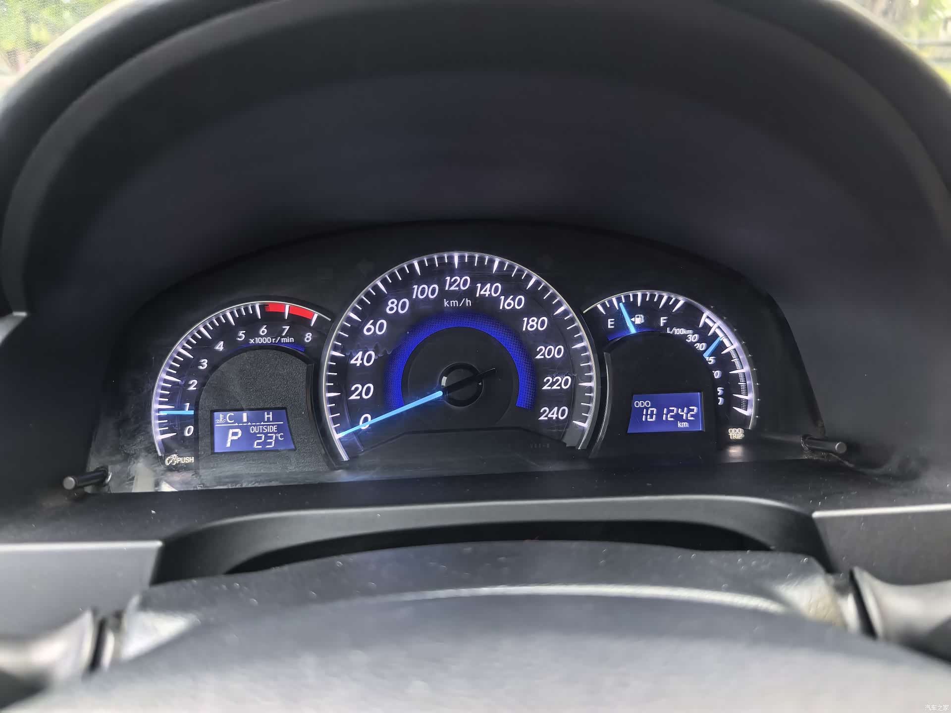 Toyota Camry, 2016 19