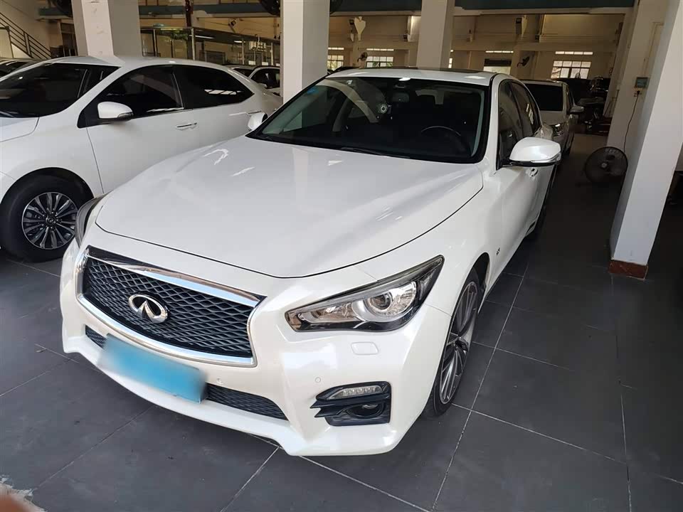 Infiniti Q50L Infiniti Q50L