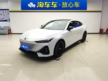 �������ֳ��� ����UNI-V 2022�� 1.5T �����
