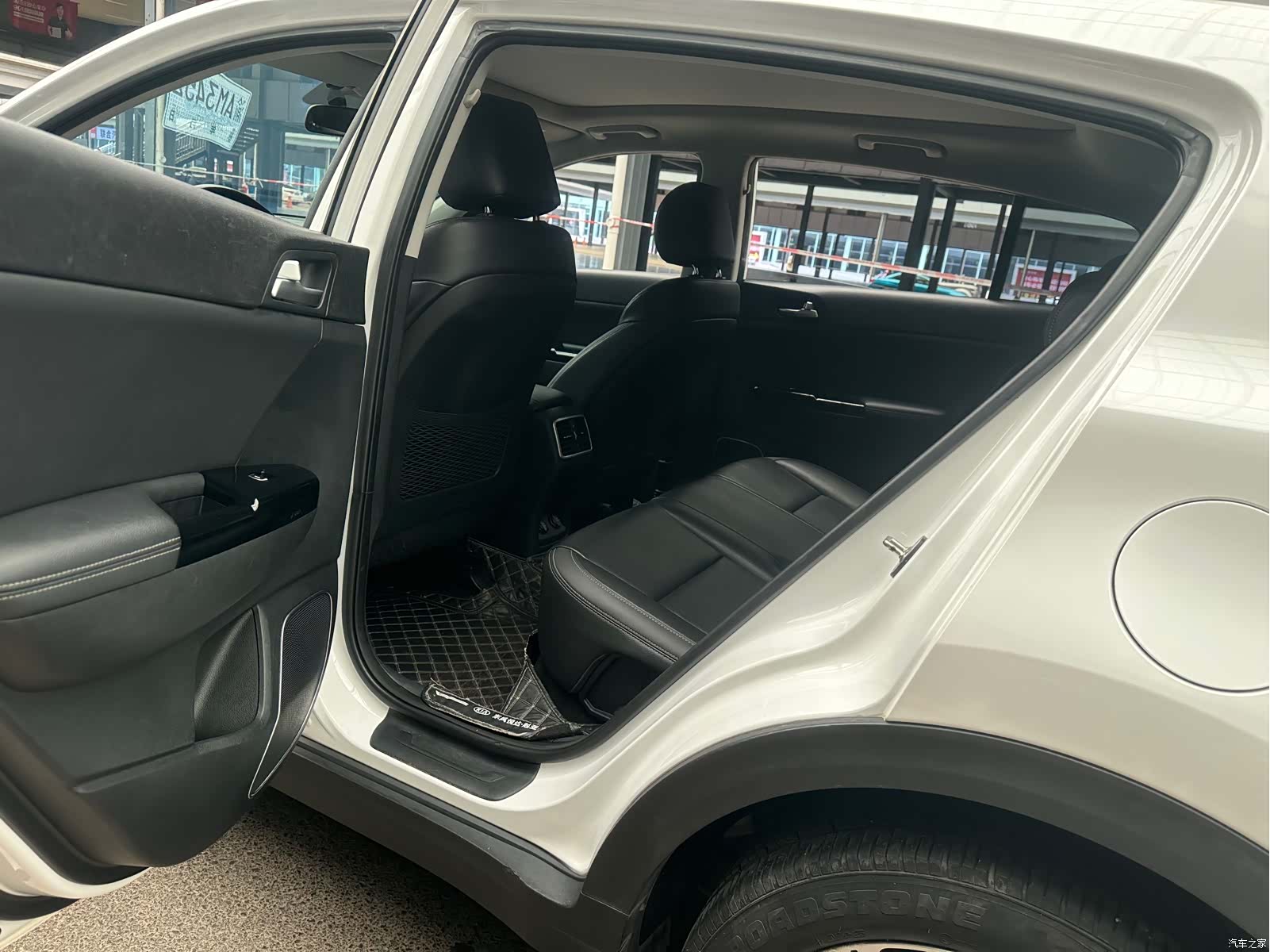 Kia KX5, 2017 8